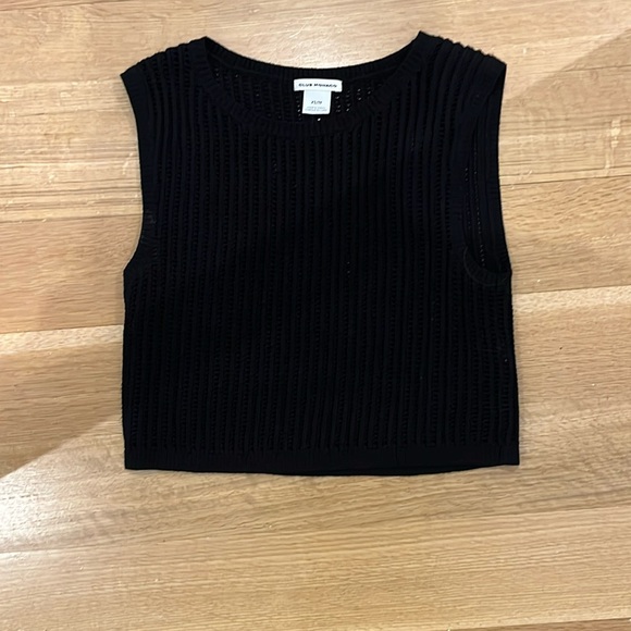 Club Monaco knit crop top - Picture 1 of 1
